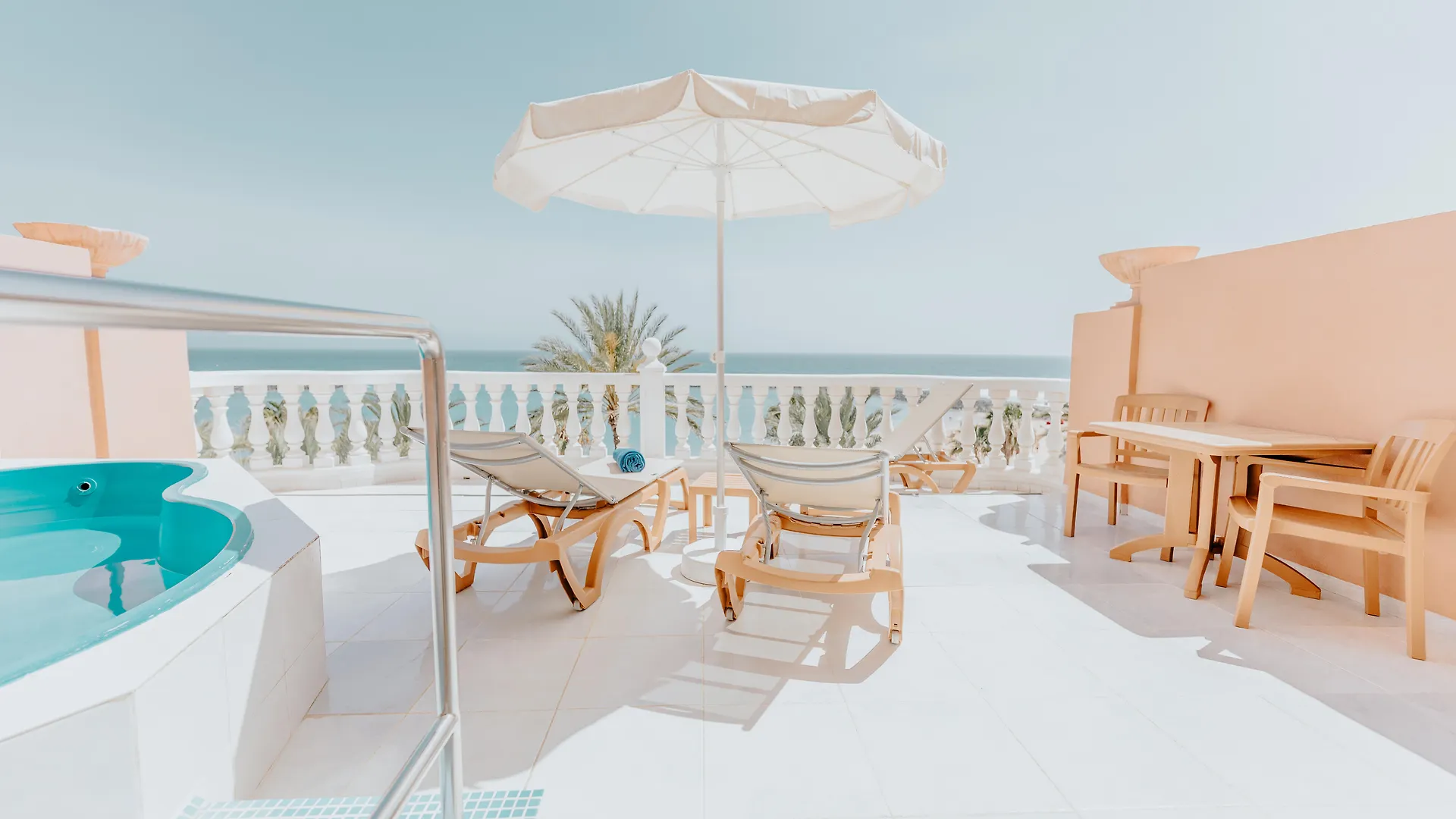 Hotel Cleopatra Palace Playa de las Americas