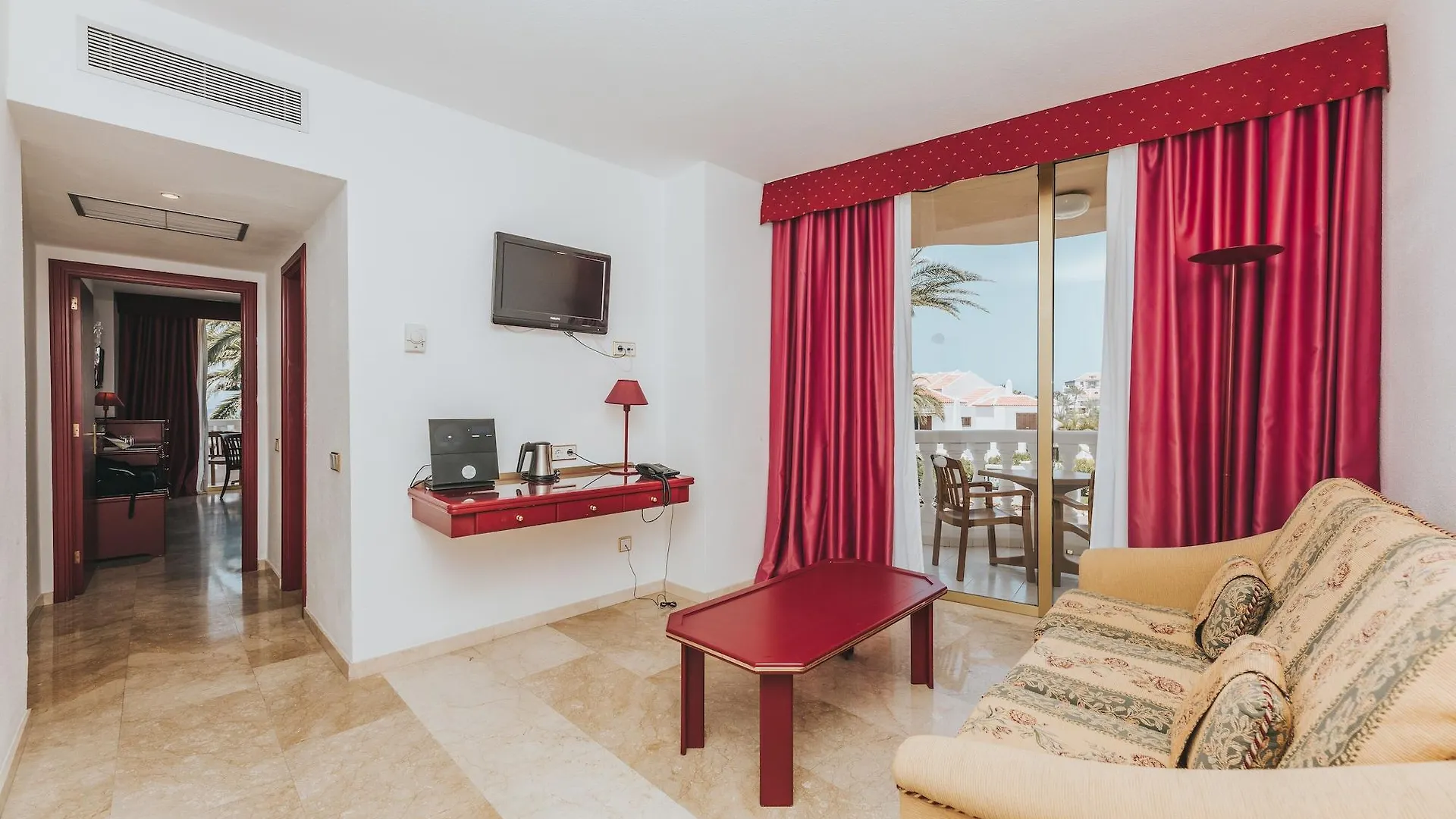 Hotel Cleopatra Palace Playa de las Americas  4*, Playa de las Americas (Tenerife)