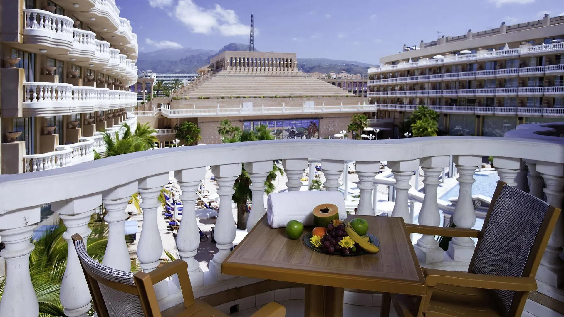 Hotel Cleopatra Palace Playa de las Americas