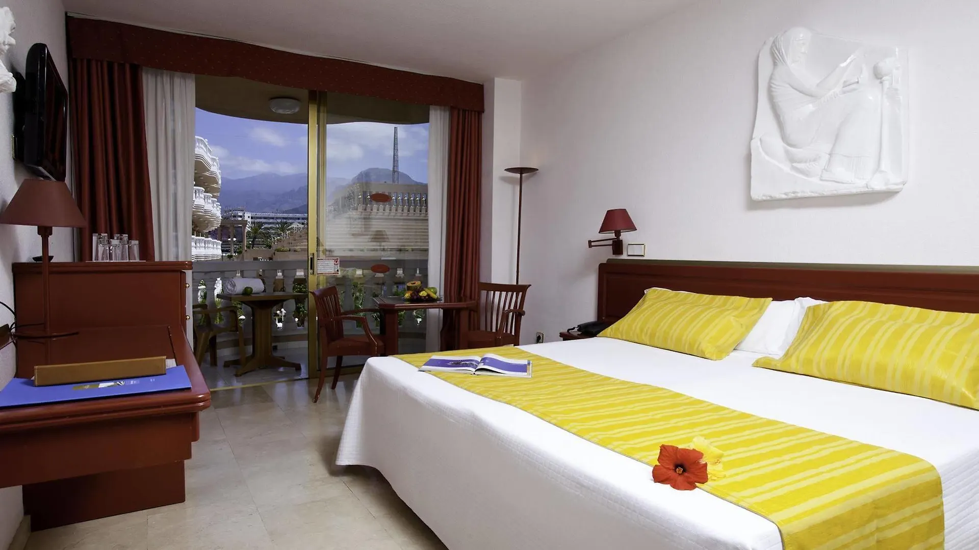 Hotel Cleopatra Palace Playa de las Americas   Playa de las Americas (Tenerife)