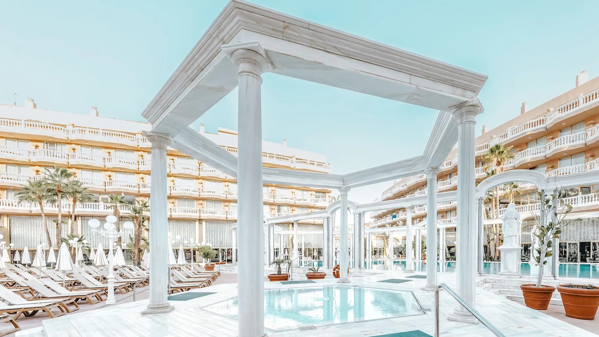 Hotel Cleopatra Palace Playa de las Americas  Playa de las Americas (Tenerife)